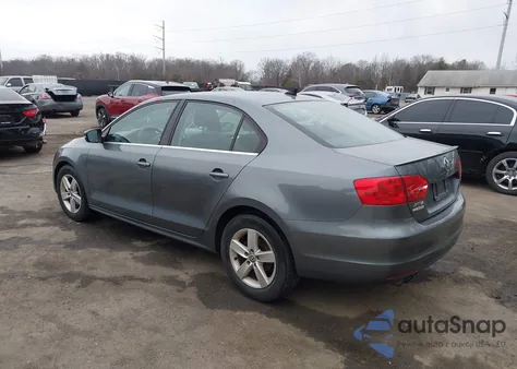 2012 Volkswagen Jetta 2.0L Tdi z USA, uszkodzony, nr VIN 3VW3L7AJ7CM417053